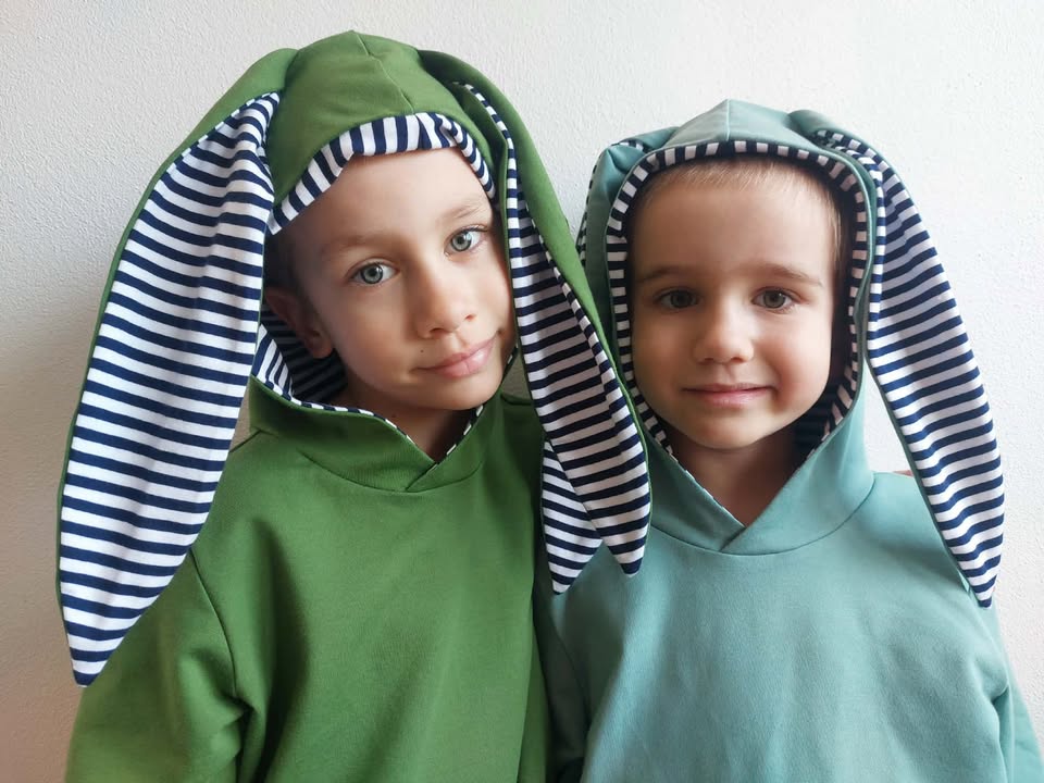 Střih na dětskou mikinu s oušky pro začátečníky "Aspen" - elektronický střih PDF