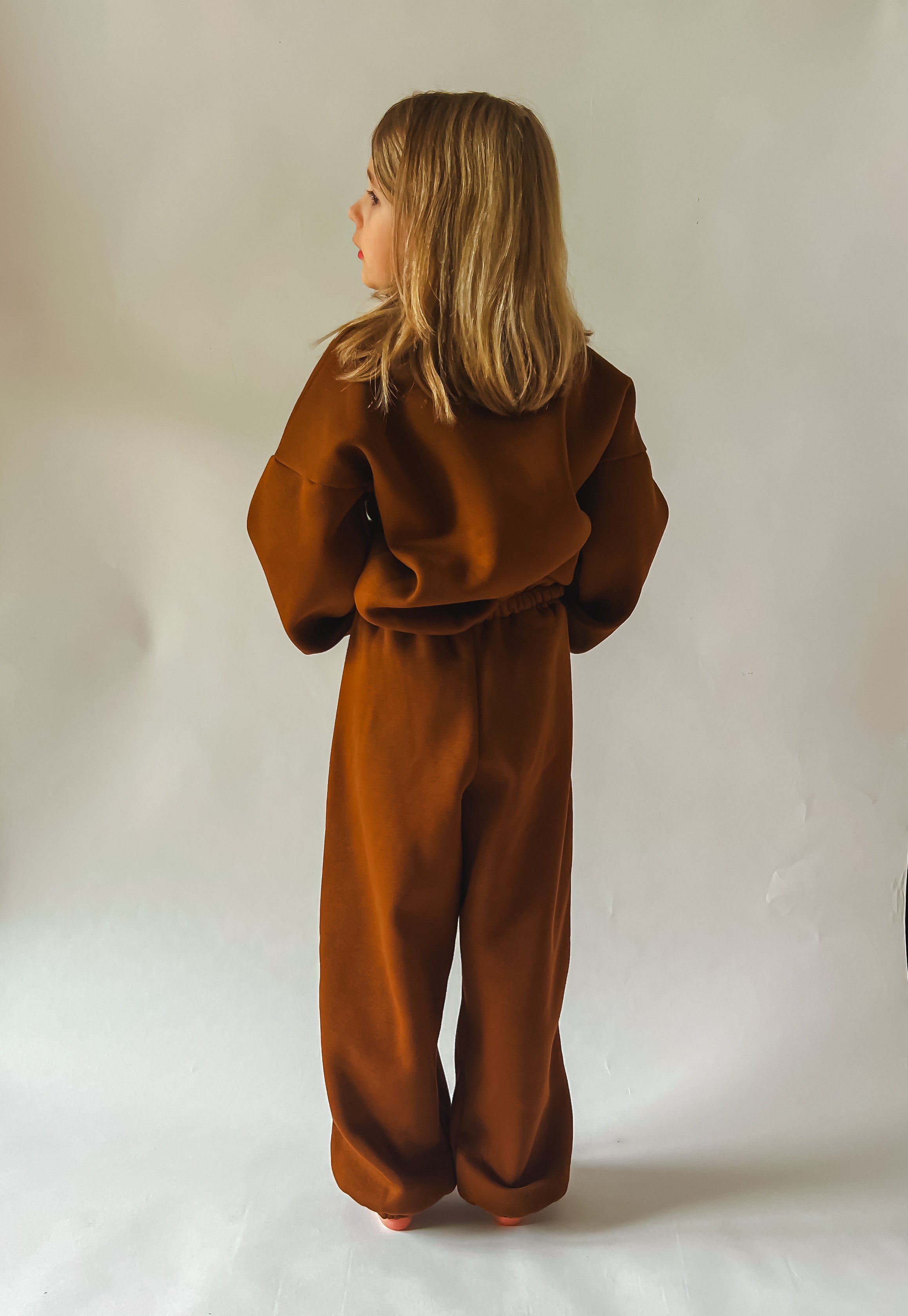 Papírový střih na teplákovou soupravu "Play" 98 - 164