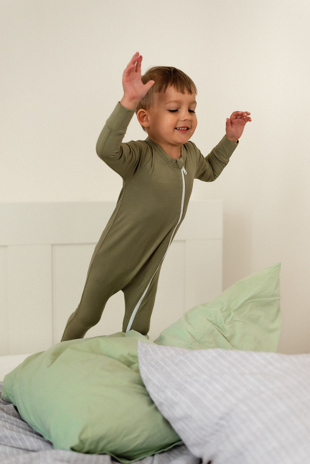 Rose Baby Romper Sewing Pattern with Zipper