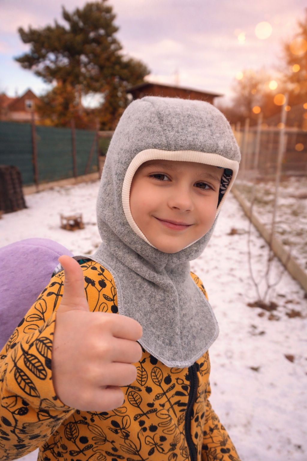 Papírový střih na dětskou kuklu "North Pole"