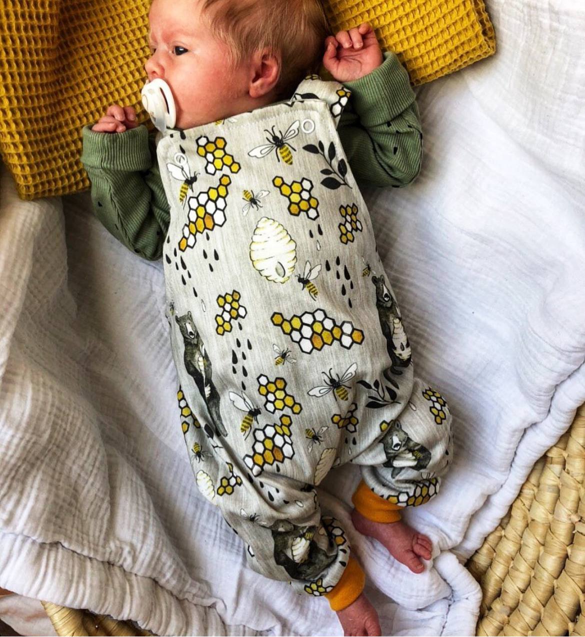 Papírový střih na dětské lacláčky "Charleston" - 50 - 92