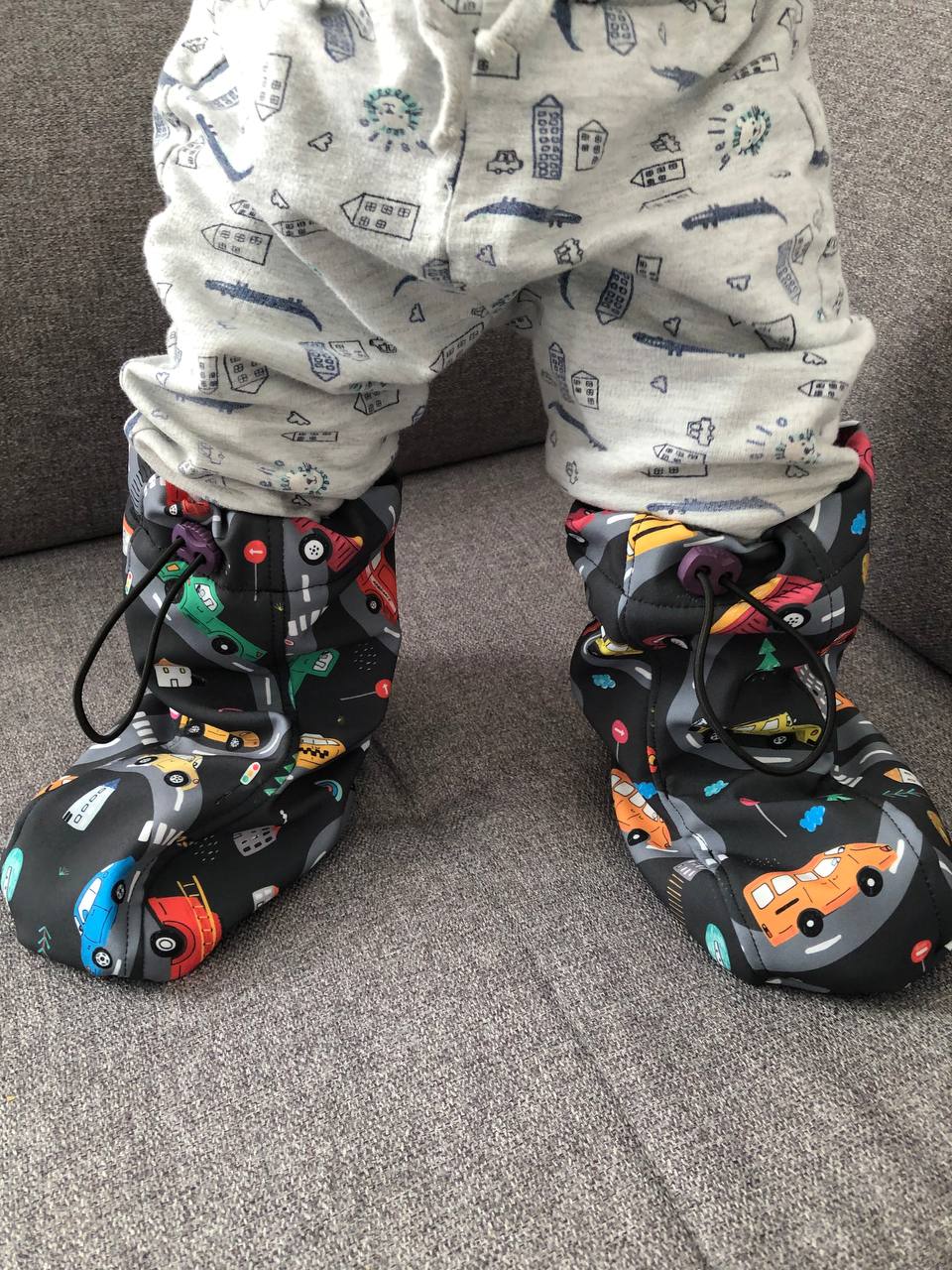 Papírový střih na softshellové capáčky do nosítka "Carrier"