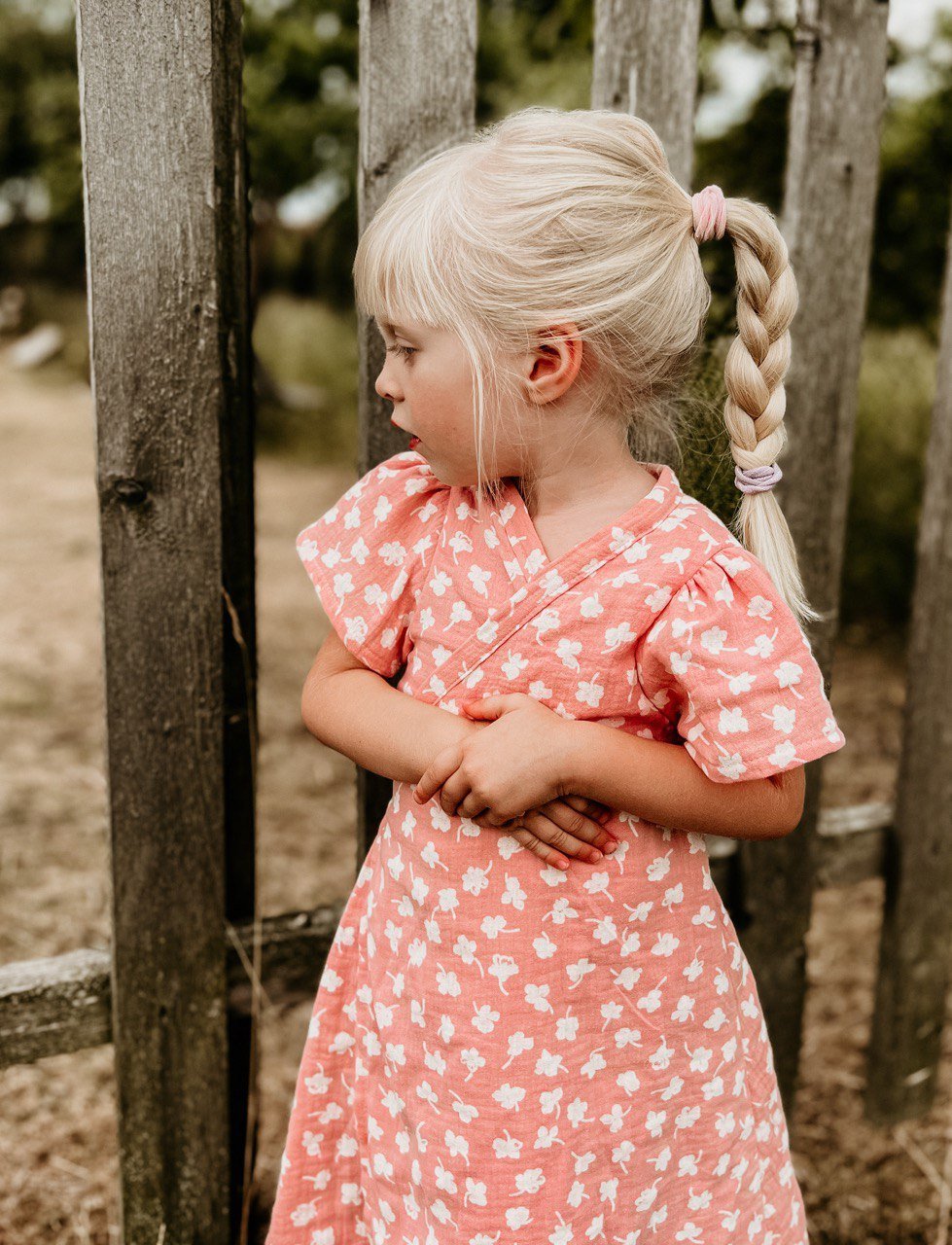 Střih na zavinovací dětské šaty " Chloe" - 56 - 140 - Šibabi.cz