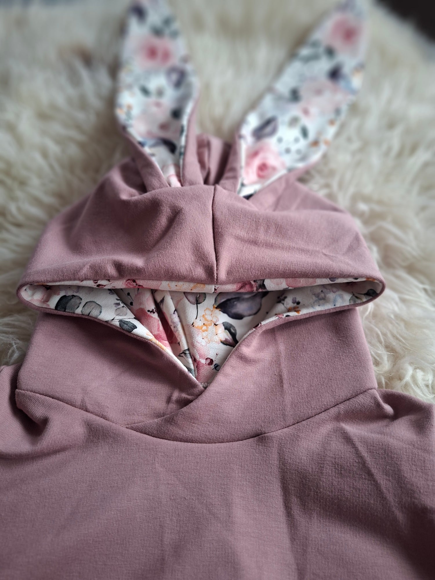 Střih na dětskou mikinu s oušky pro začátečníky "Aspen" - elektronický střih PDF