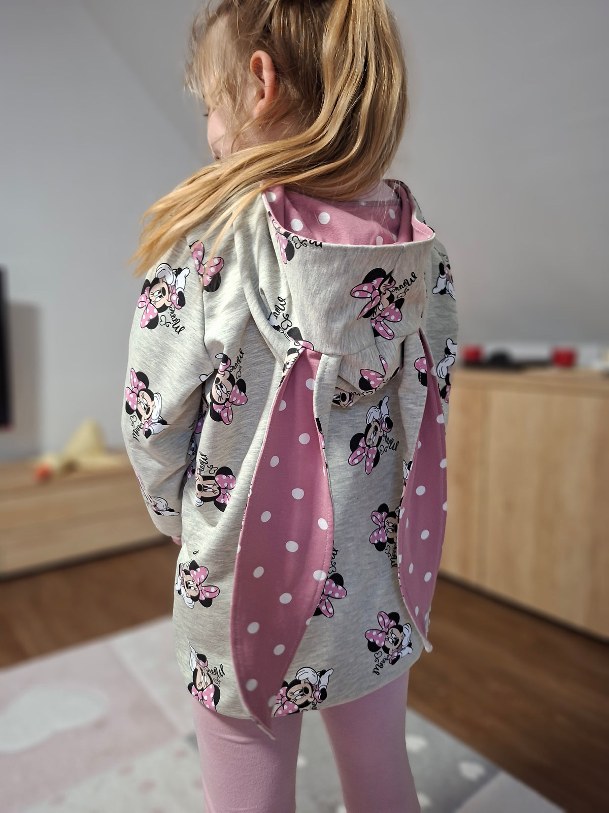 Střih na dětskou mikina s oušky vel. 56 - 164