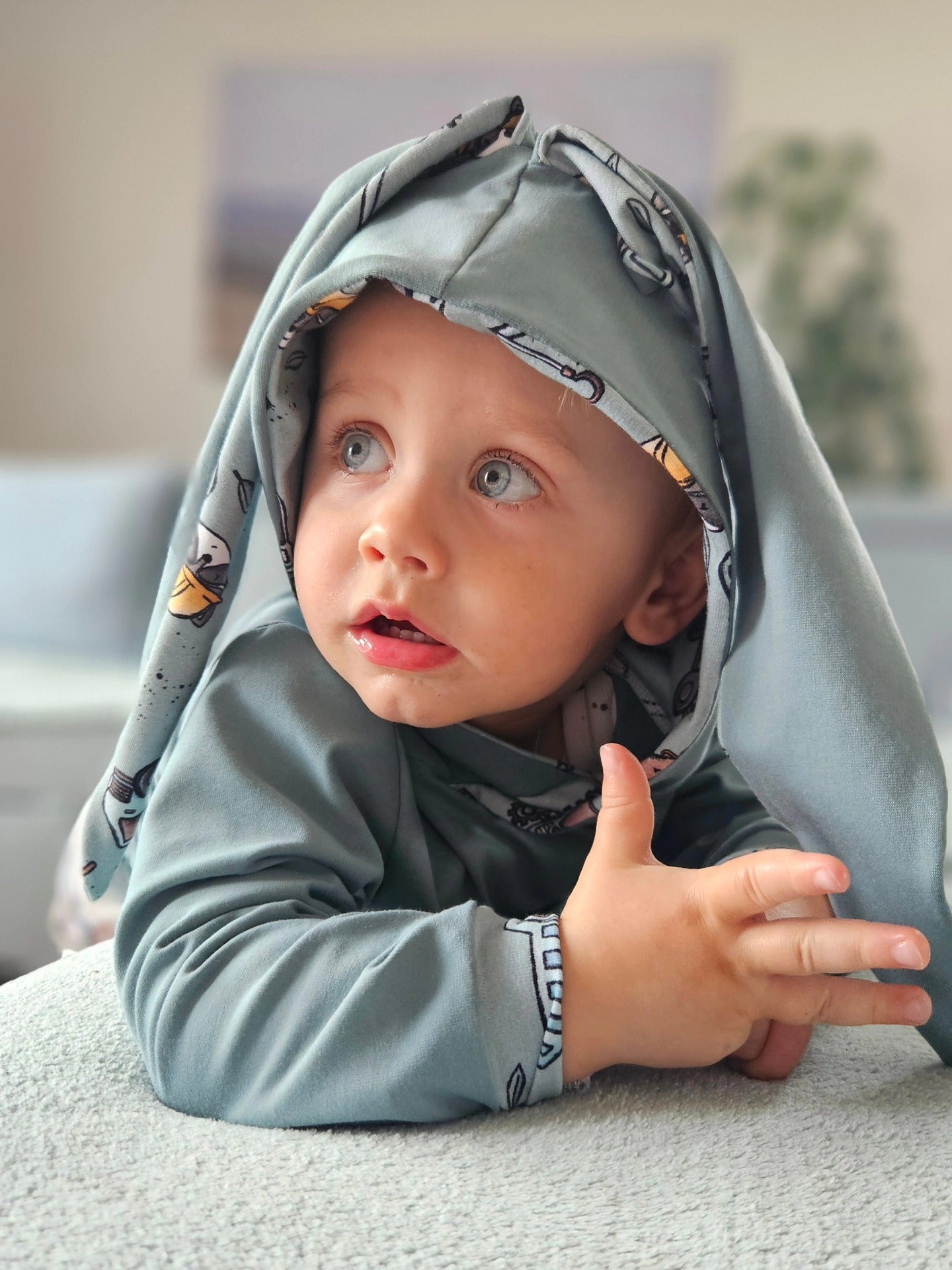 Střih na dětskou mikinu s oušky pro začátečníky "Aspen" - elektronický střih PDF