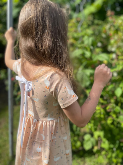 Šaty s odhalenými zády "Kara" 80 - 134- PDF střih