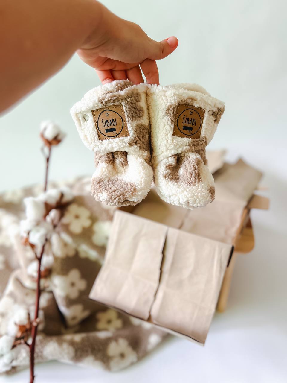 Capáčky pro miminko "Mimi" - PDF střih, fotonávod, video - vel. 0-2 roky