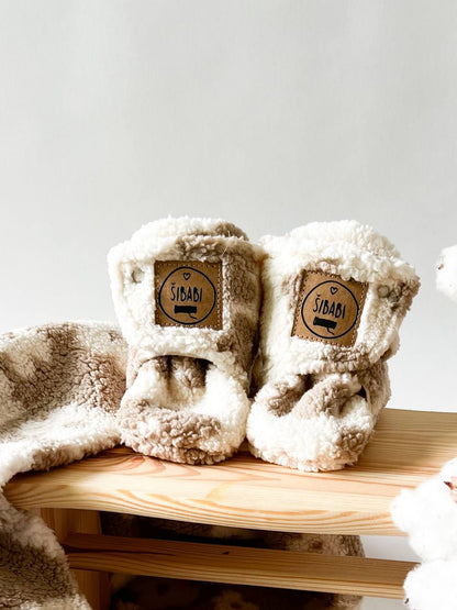 Capáčky pro miminko "Mimi" - PDF střih, fotonávod, video - vel. 0-2 roky