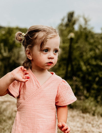 Střih na zavinovací dětské šaty " Chloe" - 56 - 140 - Šibabi.cz